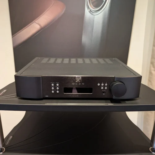 Moon 390D streaming preamplifier | current model with HDMI | authorised stockist - Pre-owned